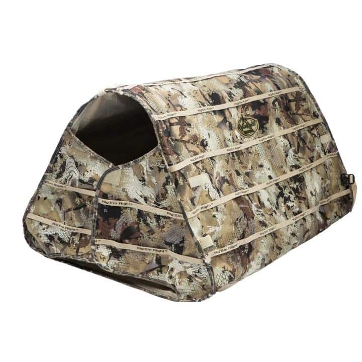Rig'Em Right Field Bully Dog Blind in Optifade Marsh camouflage