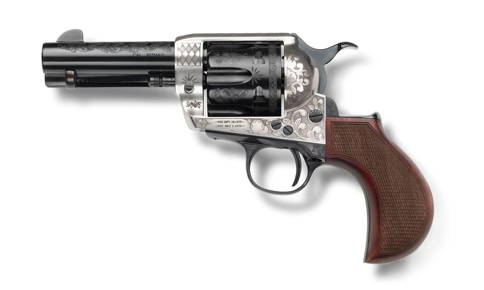 Pietta Alchimista Jr revolver with 3.5-inch round barrel and two-tone finish